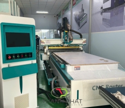 Máy CNC cắt gỗ công nghiệp 1 đầu 16 dao, thay dao tự động