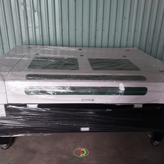 Máy Cắt Laser CO2 khổ 1610 2 đầu cắt 