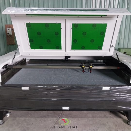 Máy Cắt Laser CO2 khổ 1810 2 đầu cắt