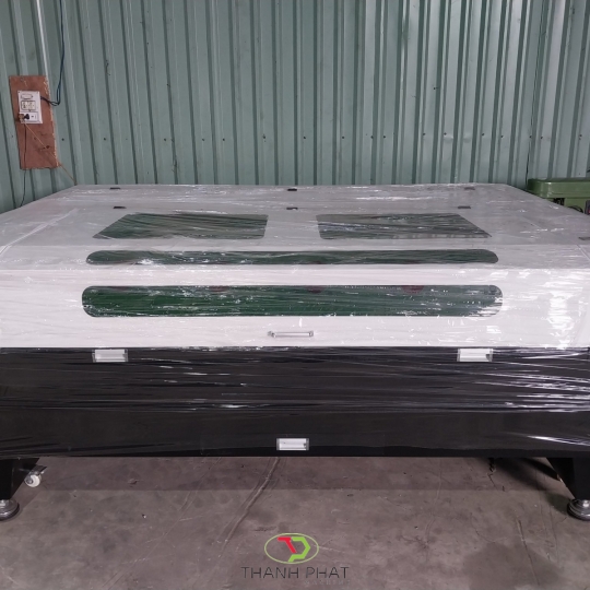 Máy Cắt Laser CO2 khổ 1810 2 đầu cắt