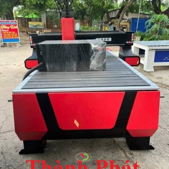 Máy CNC khổ 1325 chuyên ngành quảng cáo